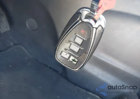 2018 Chevrolet Equinox Lt из США, поврежденный, VIN 2GNAXTEX8J6284503